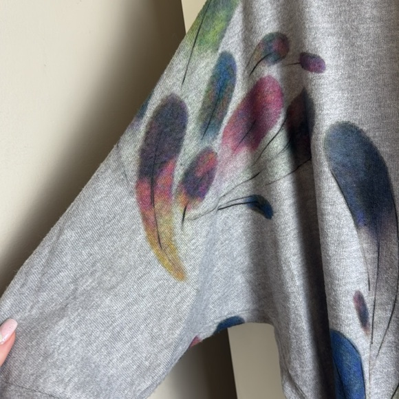 Shamaim Women’s Peacock Pull Over- off the shoulder Grey sweater XL/ Extra Large - Picture 6 of 10